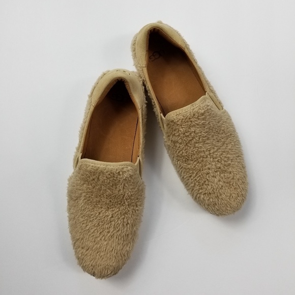 ugg ricci slip on